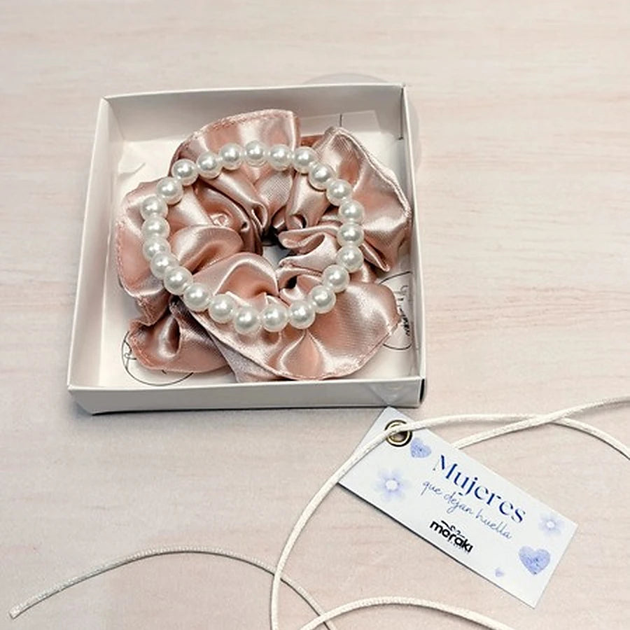Mini Box con Scrunch y Pulsera de Gratitud