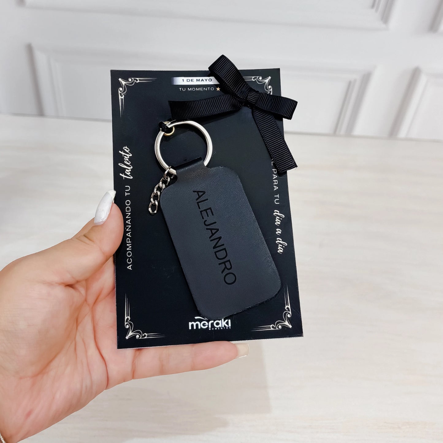 Llavero personalizado con tarjeta