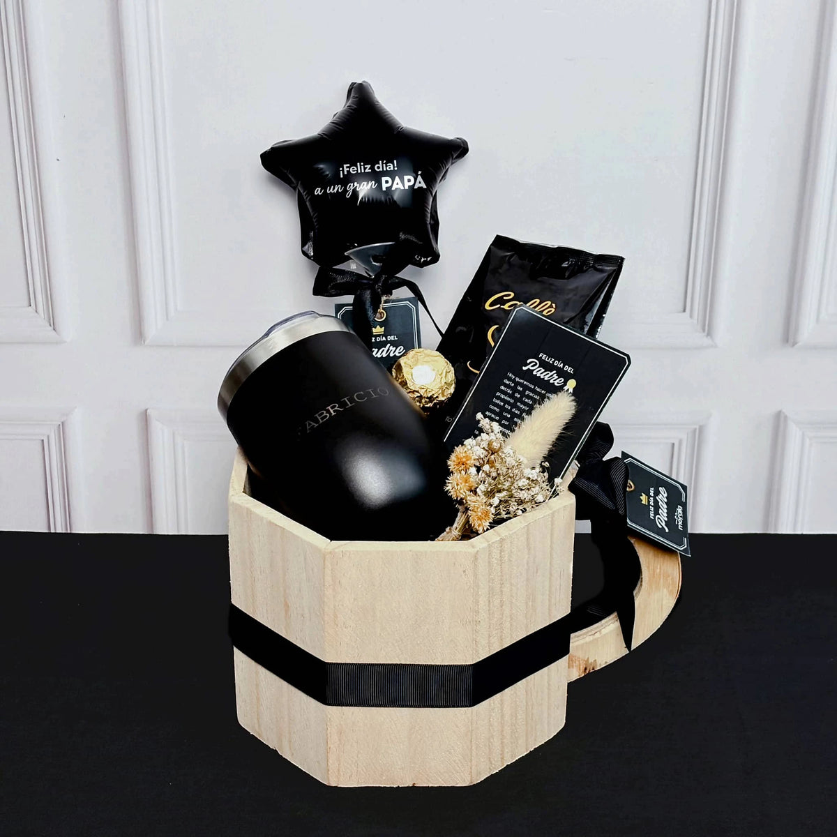 Box de Pino con Mug Térmico y Café
