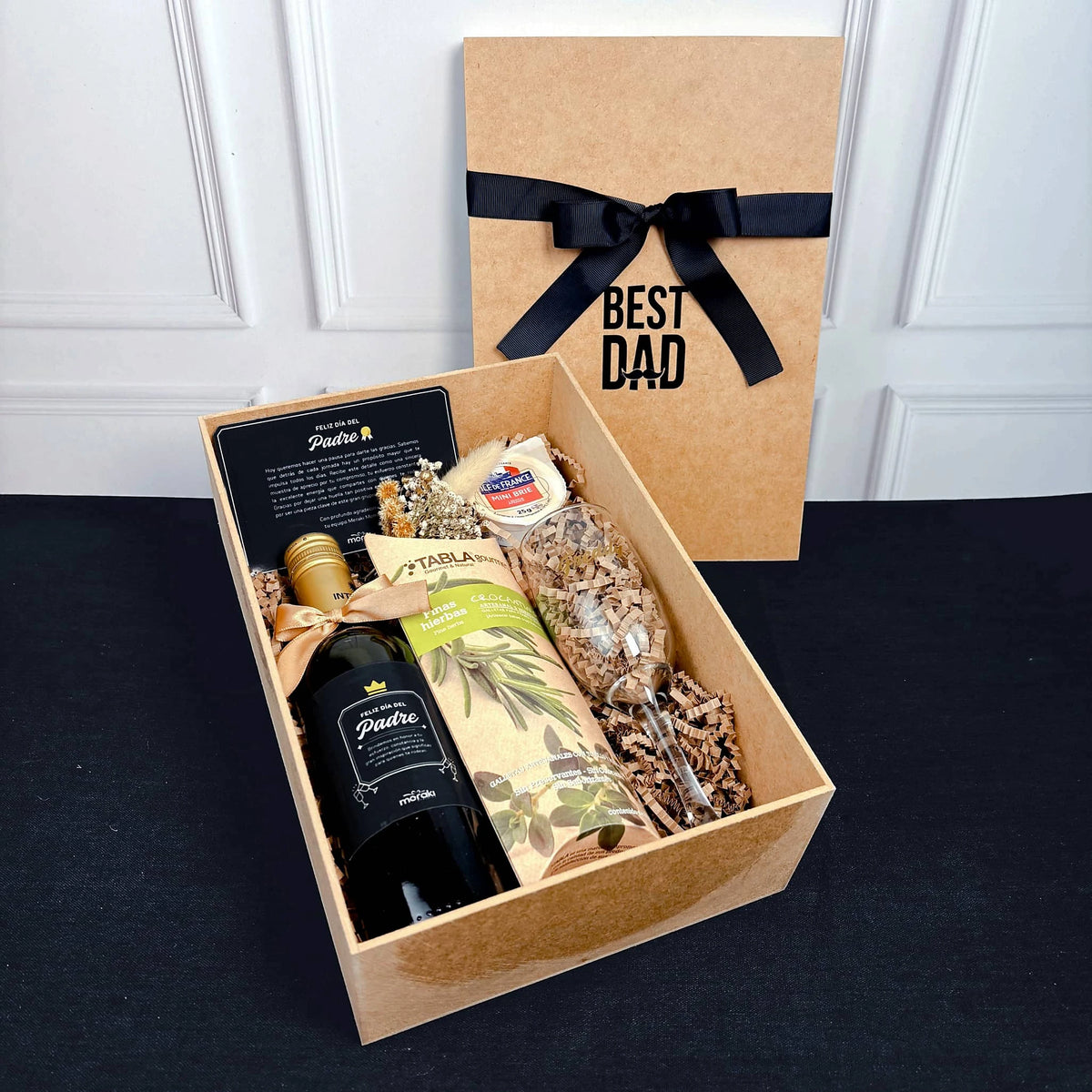 Box de MDF con Vino y Copa