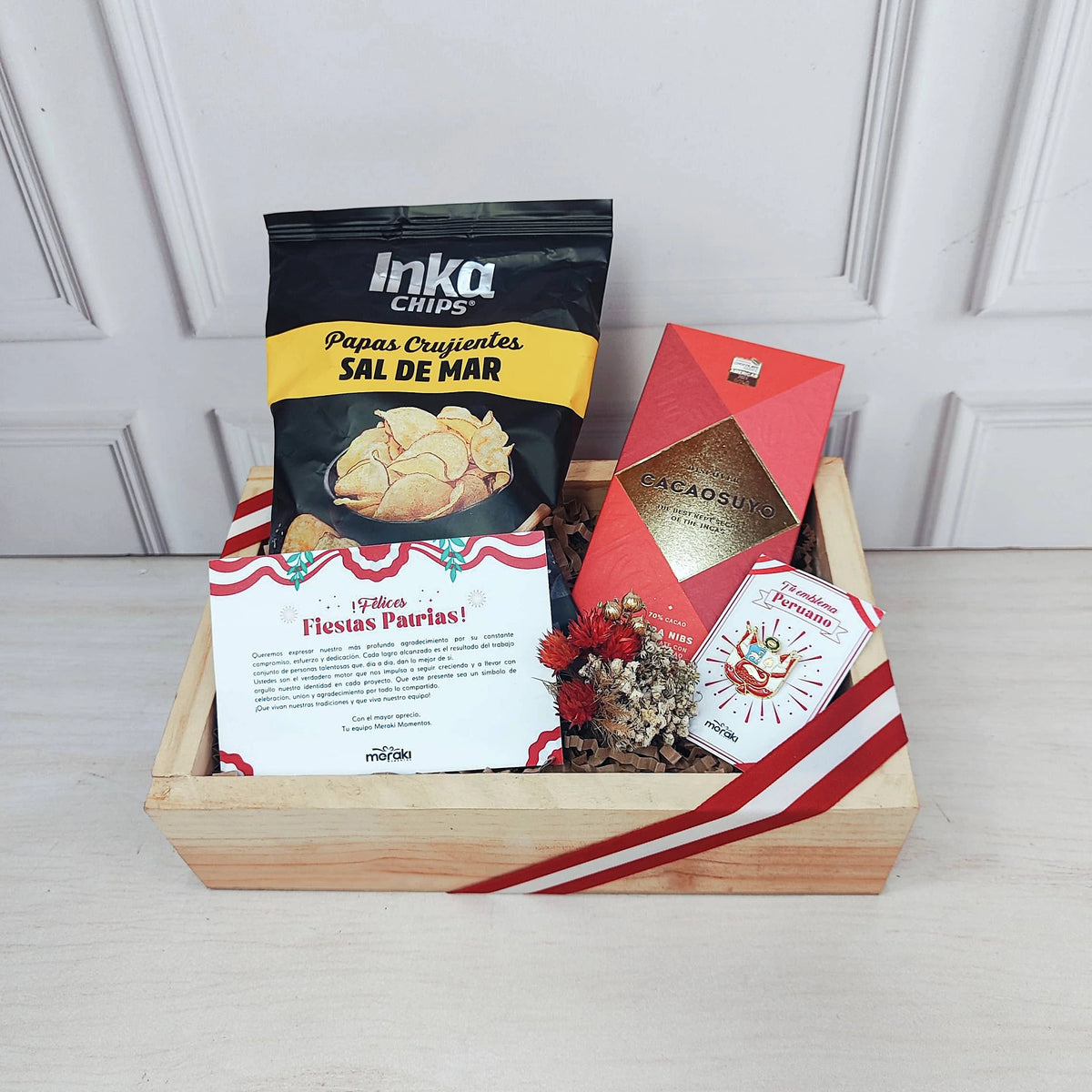 Box de Pino con Snacks y Flores