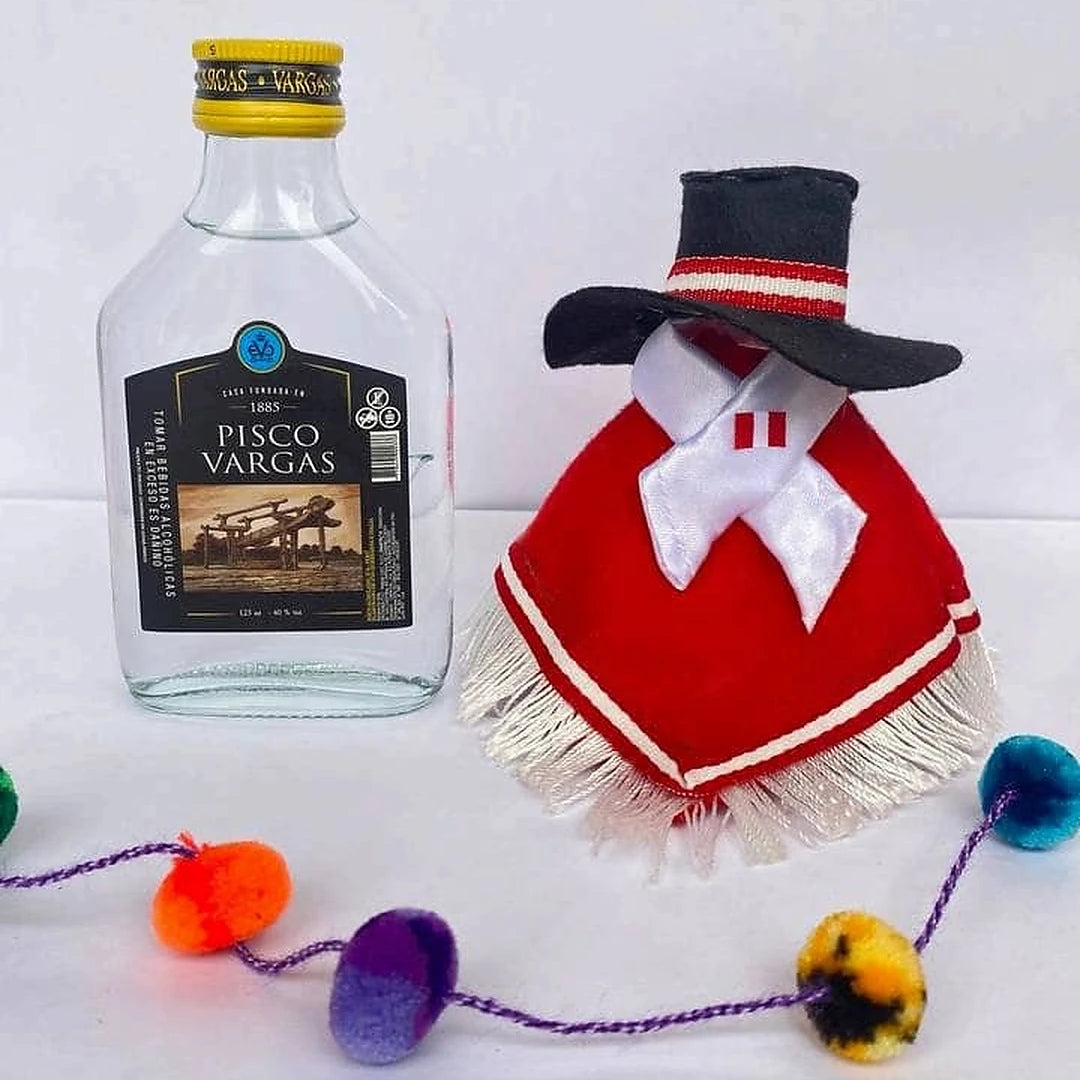 Pisco Vargas con Ponchito y Tarjeta