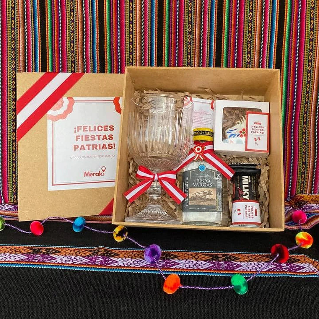 Caja MDF con Pisco y Torito de Pucará