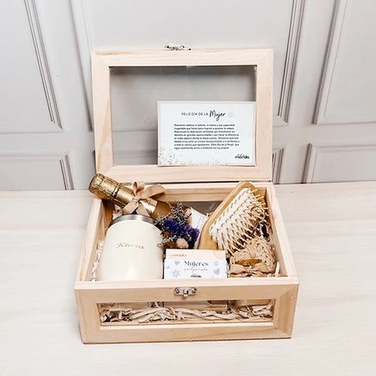 Box de Pino y Vino con Gratitud