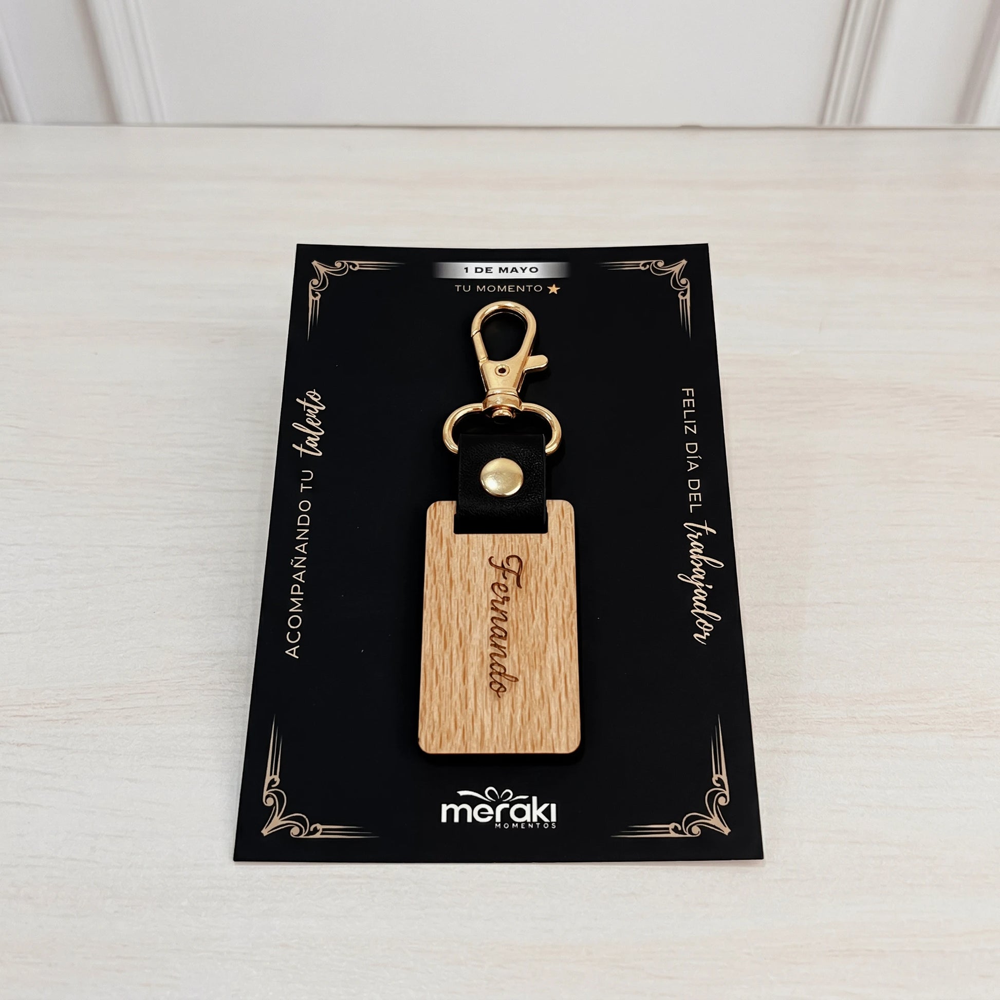 Llavero de madera Meraki