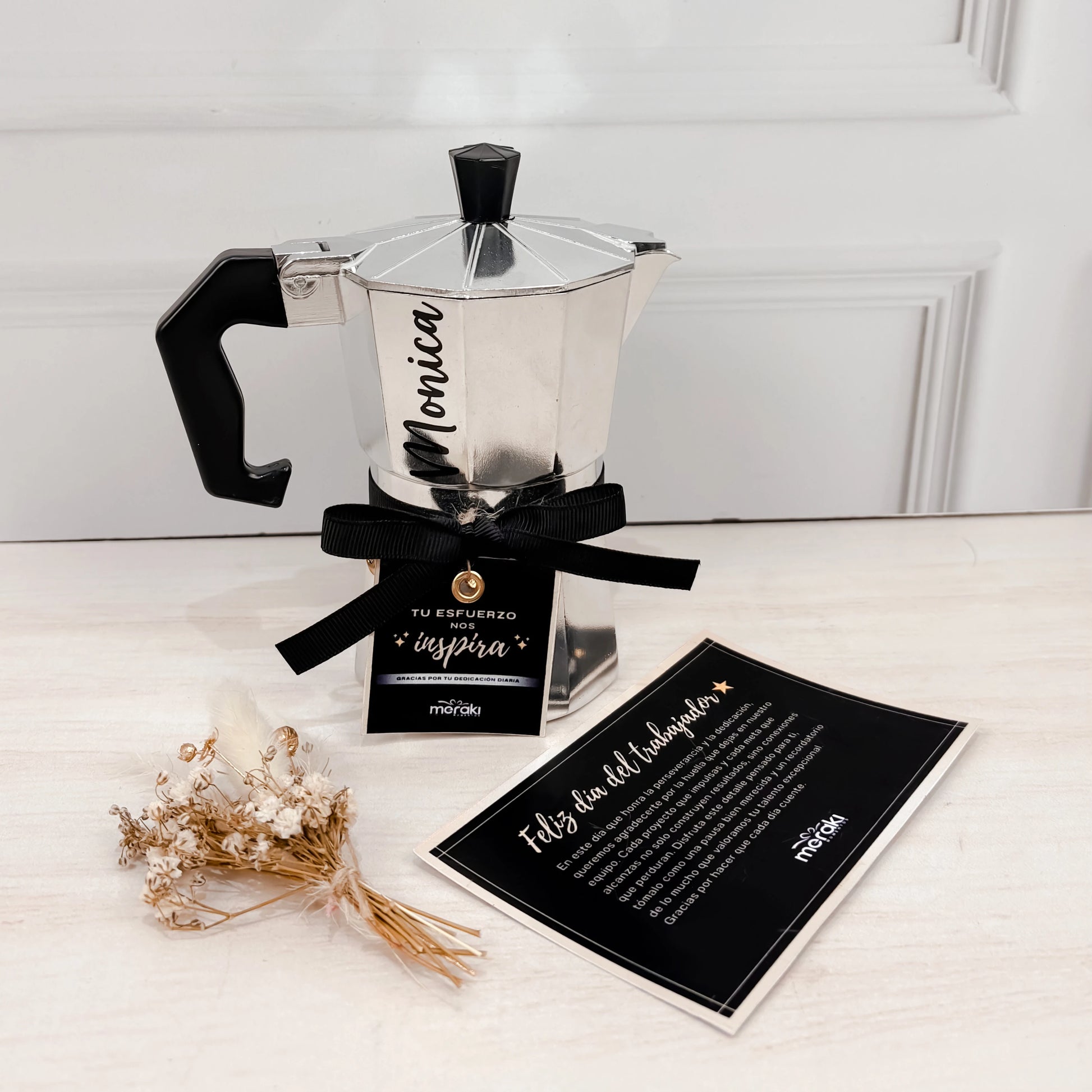 Cafetera italiana con tarjeta