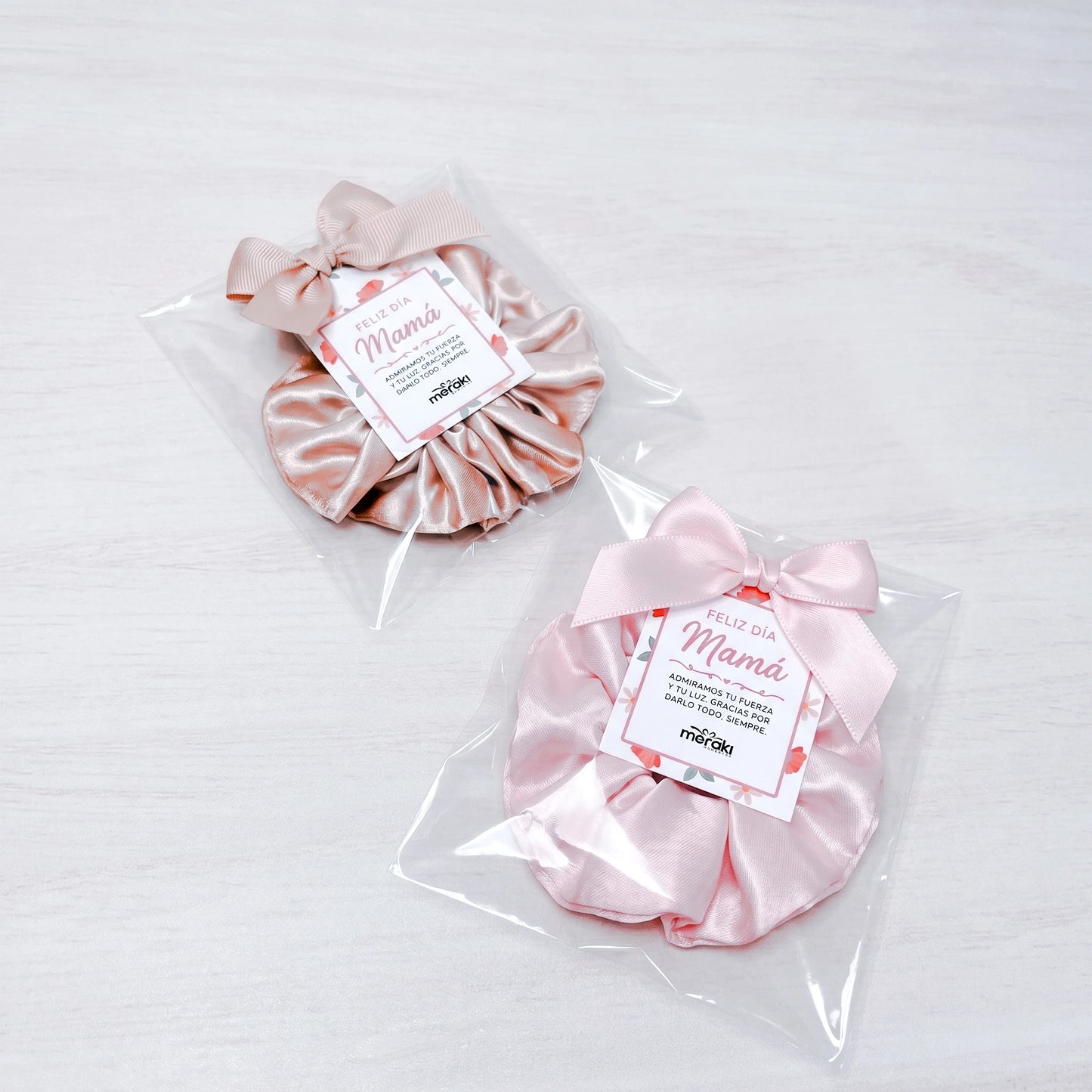 Coletas de Satín Para Mamá