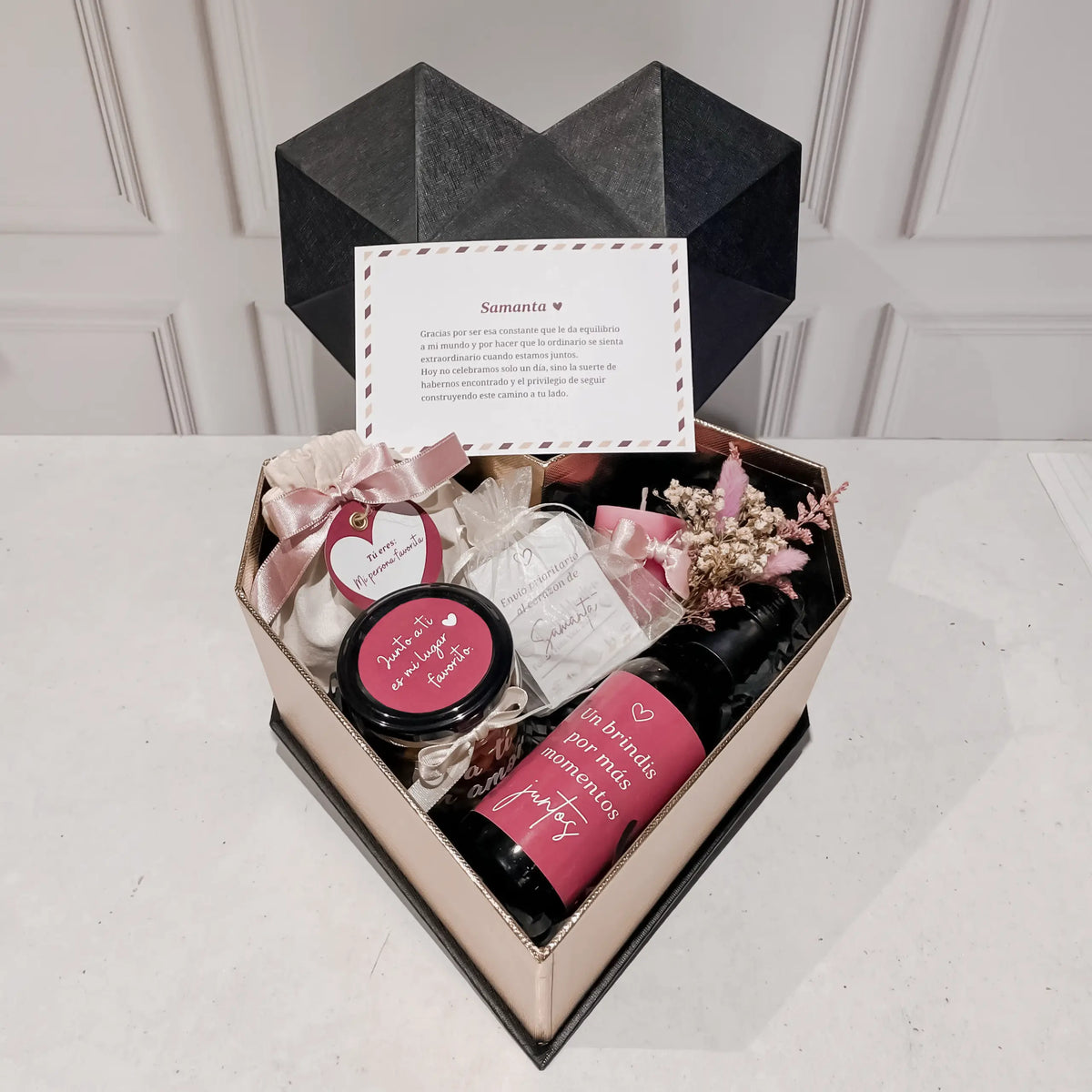 Box Corazón Premium: Brindis & Sintonía